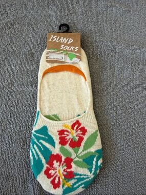 Island Socks Floral No-Show Liner Socks - Cream with Red & Teal Floral